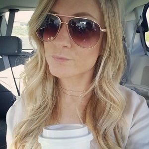 Meet your Posher, Sheena